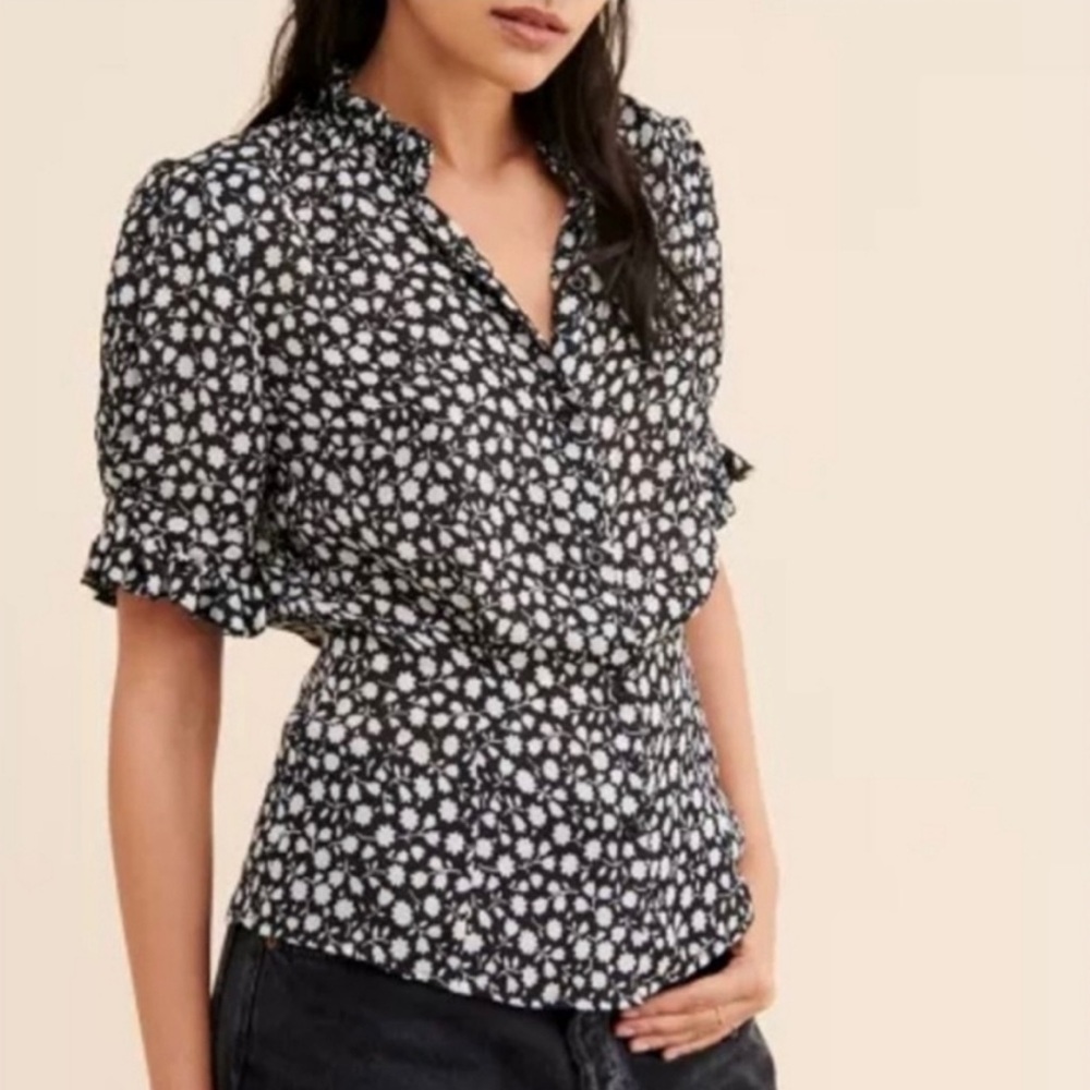 Selkie Bistro Blouse in Black Floral